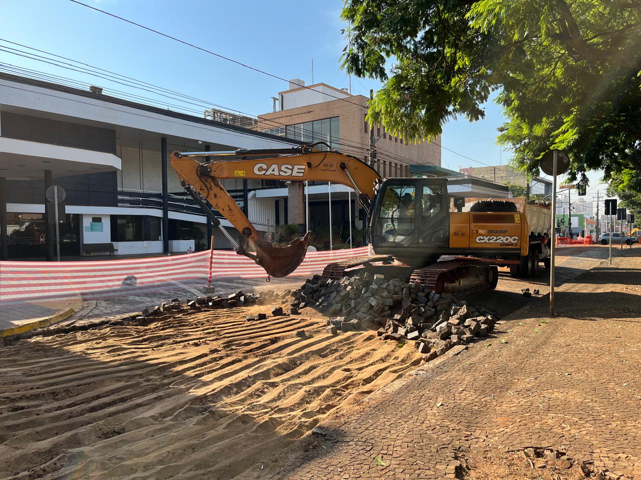 Com obras de mobilidade, vendas tiveram queda média de 60% na Av. Nove de Julho, em Ribeirão Preto